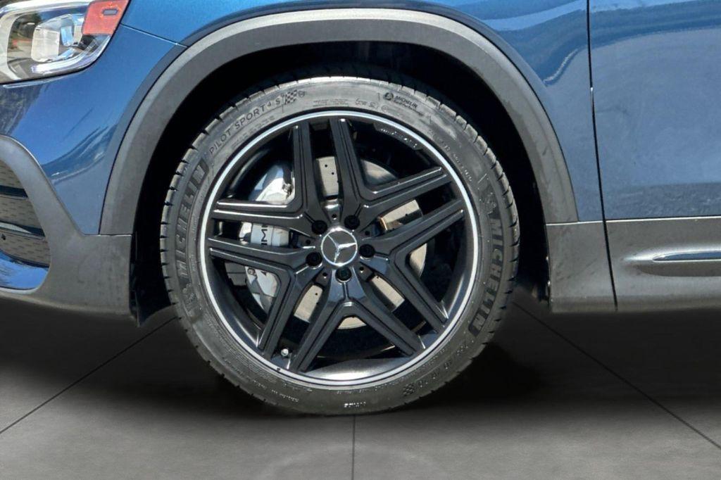 used 2023 Mercedes-Benz AMG GLB 35 car, priced at $40,400