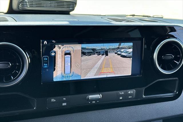new 2025 Mercedes-Benz Sprinter 2500 car, priced at $77,086