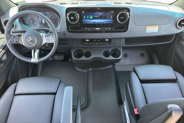 new 2025 Mercedes-Benz Sprinter 2500 car, priced at $77,086
