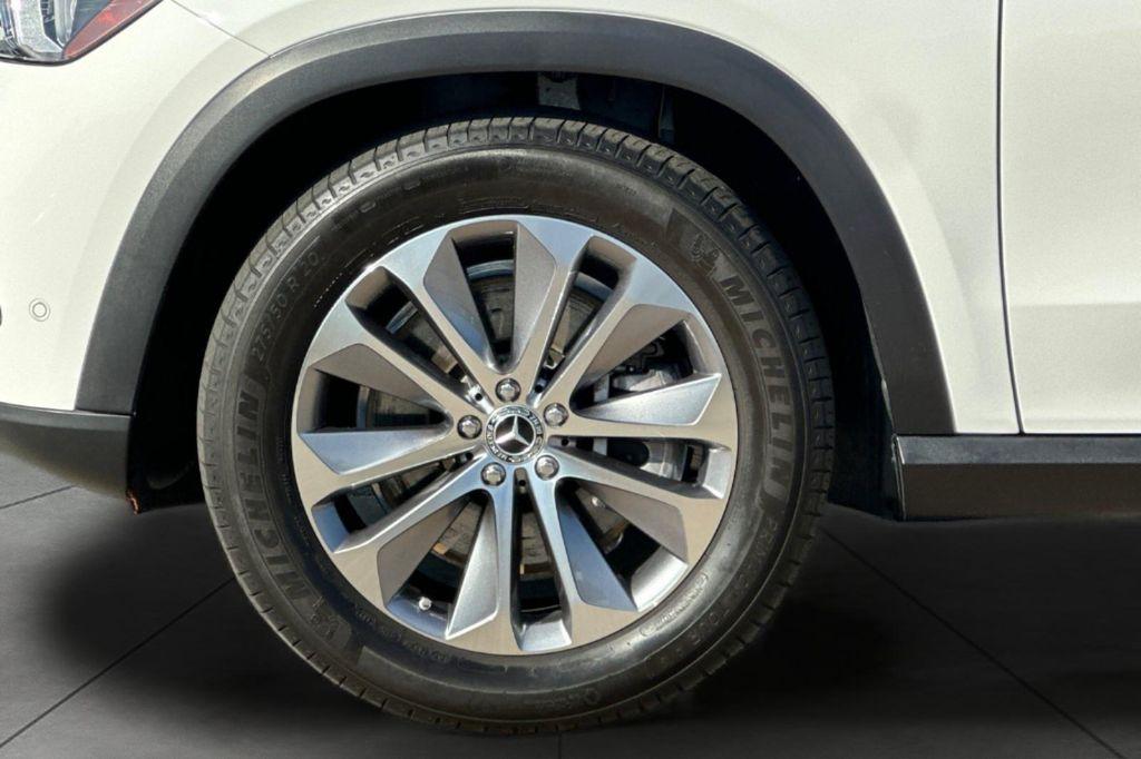 used 2023 Mercedes-Benz GLE 450 car, priced at $53,184