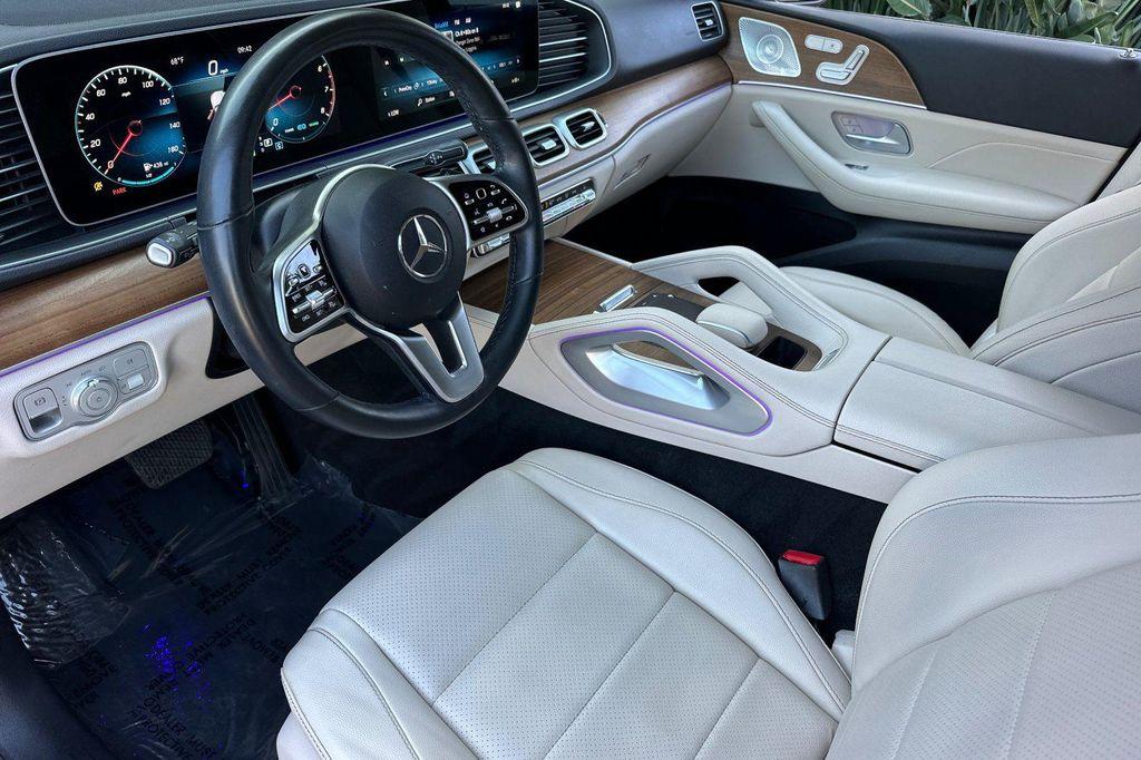 used 2023 Mercedes-Benz GLE 450 car, priced at $53,184