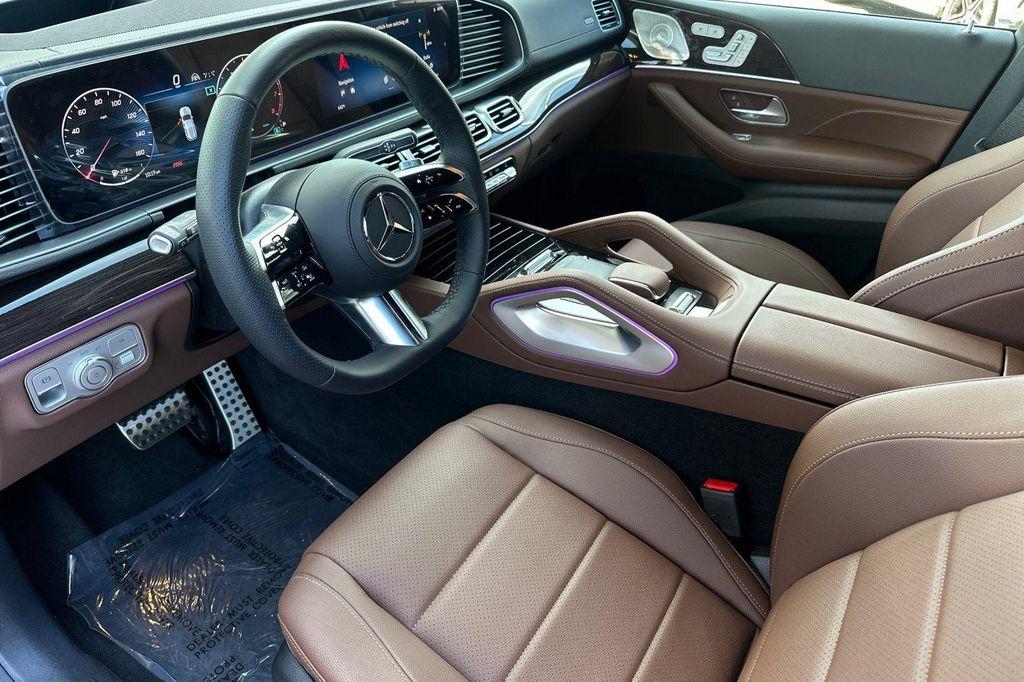 new 2025 Mercedes-Benz GLS 450 car, priced at $85,373