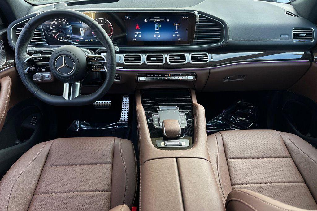 new 2025 Mercedes-Benz GLS 450 car, priced at $85,373