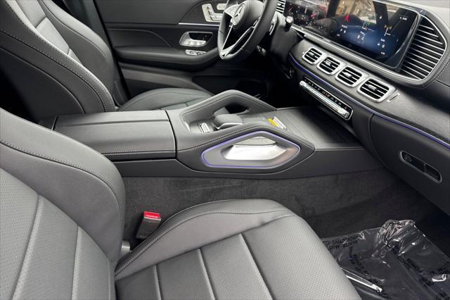 new 2025 Mercedes-Benz GLS 450 car, priced at $95,065