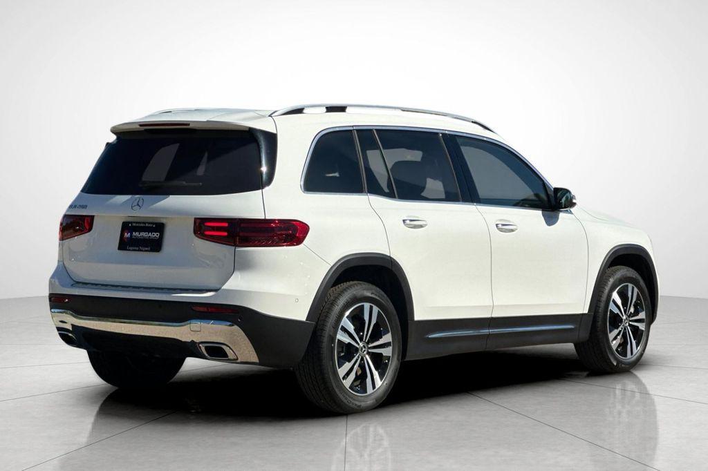 new 2025 Mercedes-Benz GLB 250 car, priced at $41,016