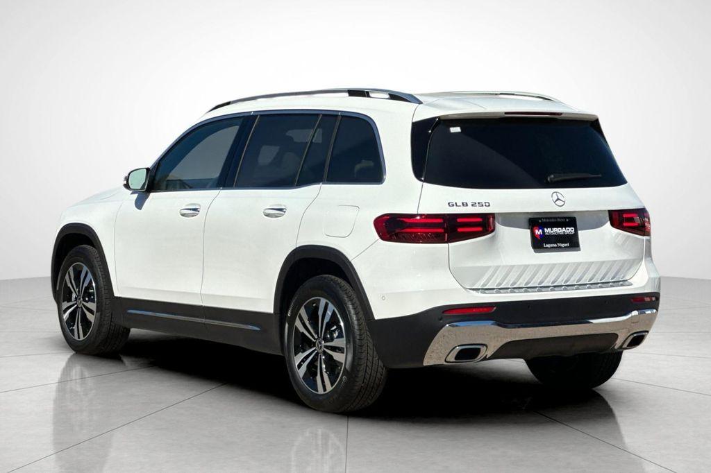 new 2025 Mercedes-Benz GLB 250 car, priced at $41,016