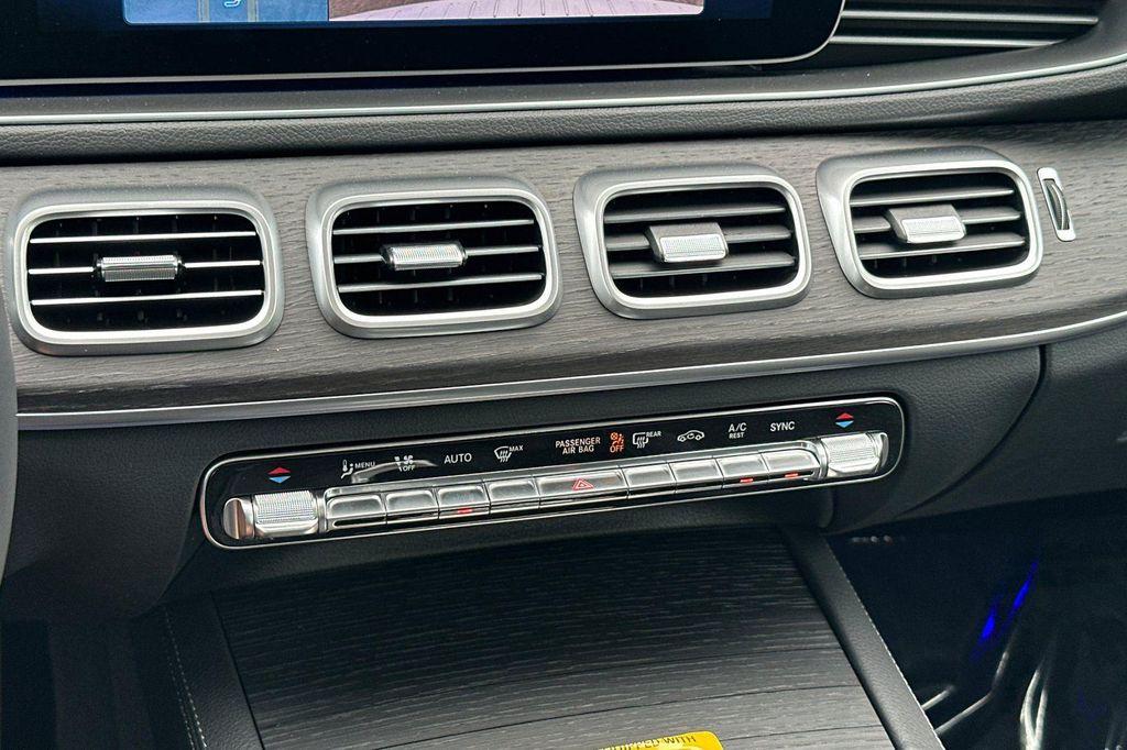 new 2025 Mercedes-Benz GLE 350 car, priced at $66,330