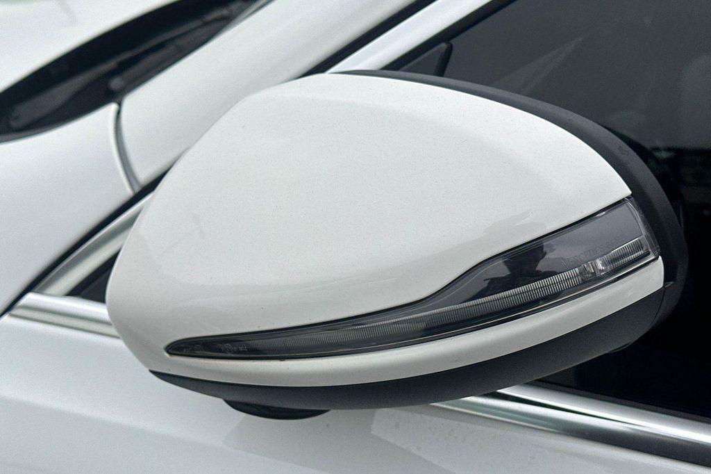 used 2023 Mercedes-Benz GLB 250 car, priced at $32,964