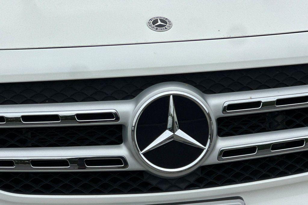 used 2023 Mercedes-Benz GLB 250 car, priced at $32,964