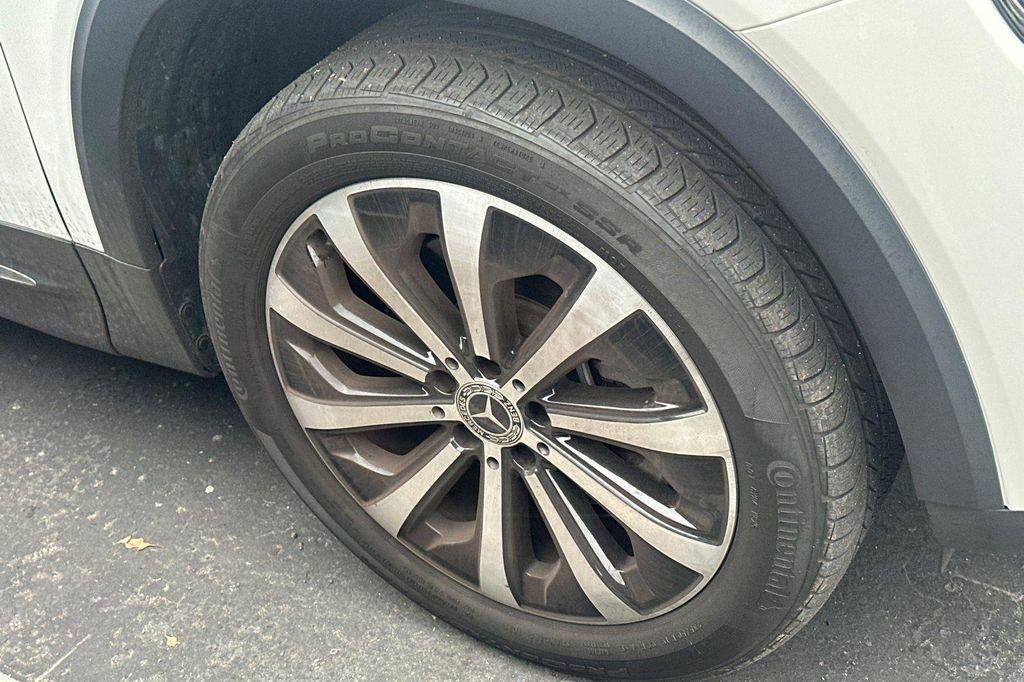 used 2023 Mercedes-Benz GLB 250 car, priced at $32,964