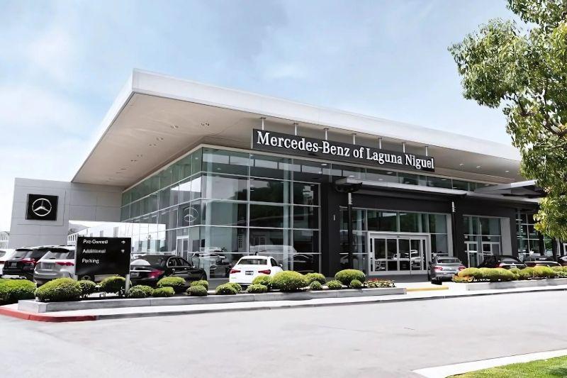 used 2023 Mercedes-Benz GLB 250 car, priced at $32,964