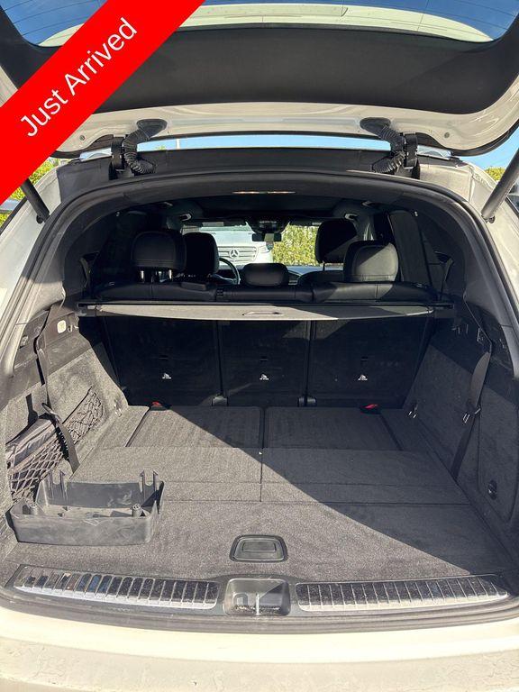 used 2023 Mercedes-Benz GLE 450 car, priced at $52,984