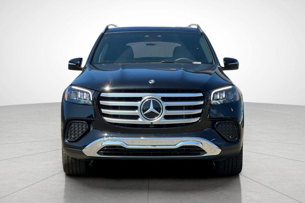 new 2025 Mercedes-Benz GLS 450 car, priced at $81,831