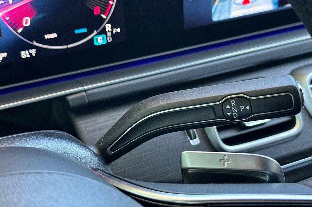 new 2025 Mercedes-Benz GLS 450 car, priced at $81,831