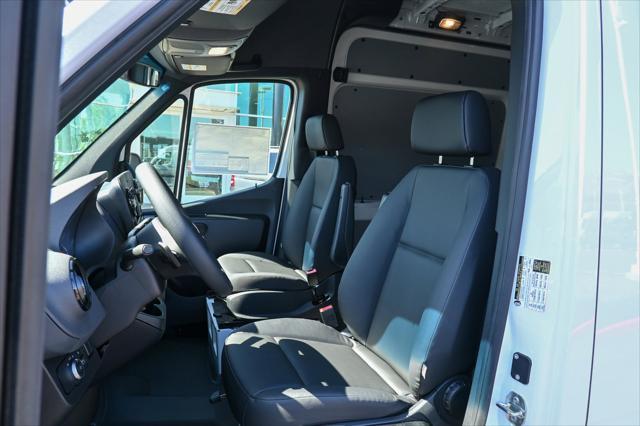 new 2024 Mercedes-Benz Sprinter 2500 car, priced at $60,170