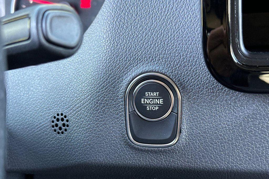 new 2025 Mercedes-Benz Sprinter 2500 car, priced at $69,838