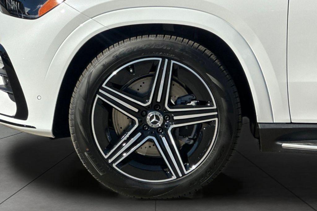 new 2026 Mercedes-Benz GLE 450 car, priced at $88,950