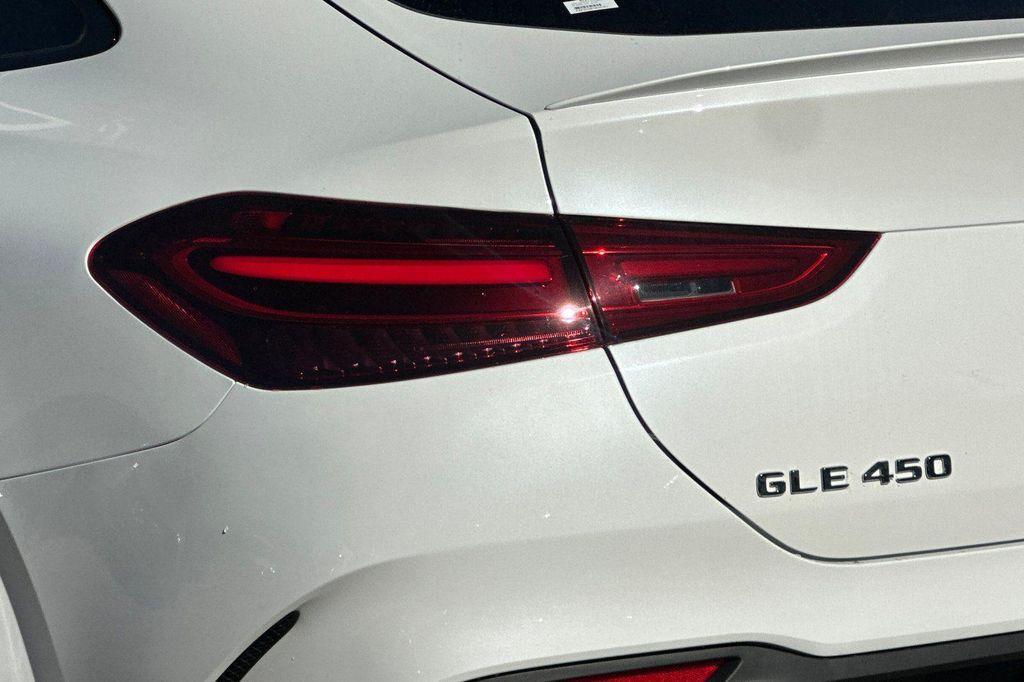 new 2026 Mercedes-Benz GLE 450 car, priced at $88,950