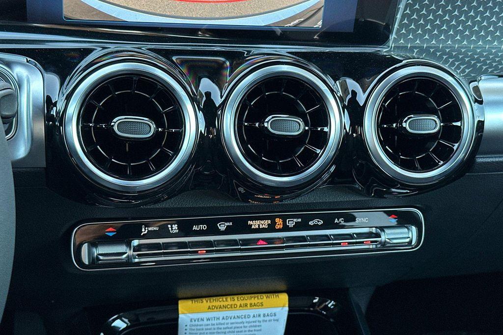 new 2026 Mercedes-Benz GLB 250 car, priced at $47,115