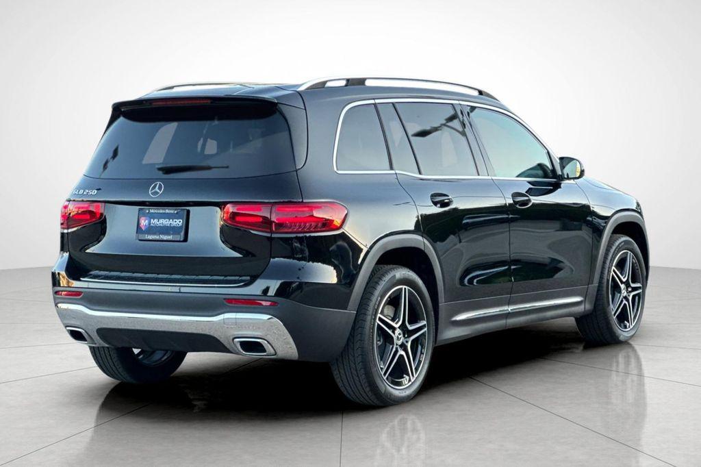 new 2026 Mercedes-Benz GLB 250 car, priced at $47,115