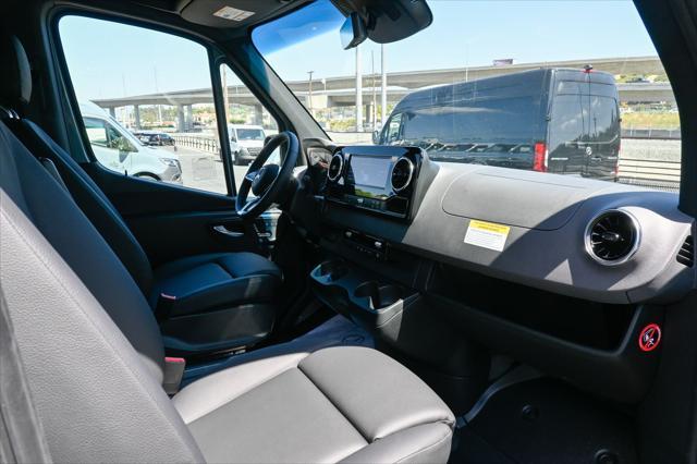 new 2024 Mercedes-Benz Sprinter 2500 car, priced at $90,188