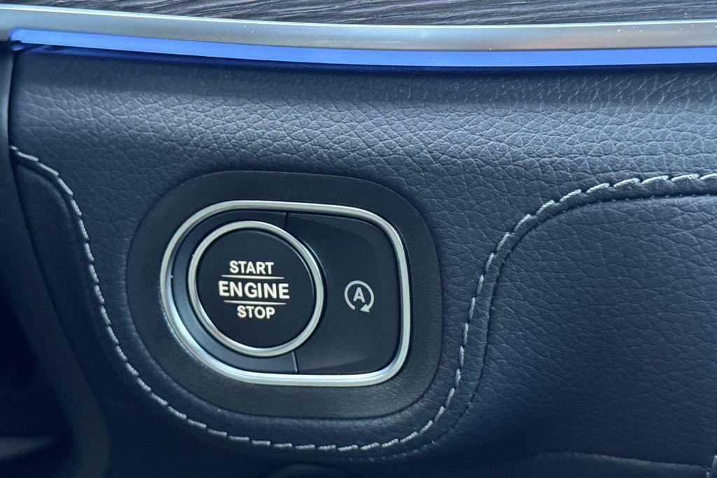 new 2026 Mercedes-Benz GLS 580 car, priced at $122,330