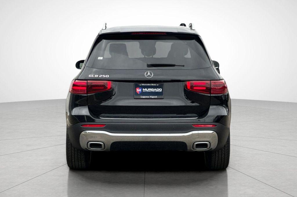 new 2025 Mercedes-Benz GLB 250 car, priced at $37,868