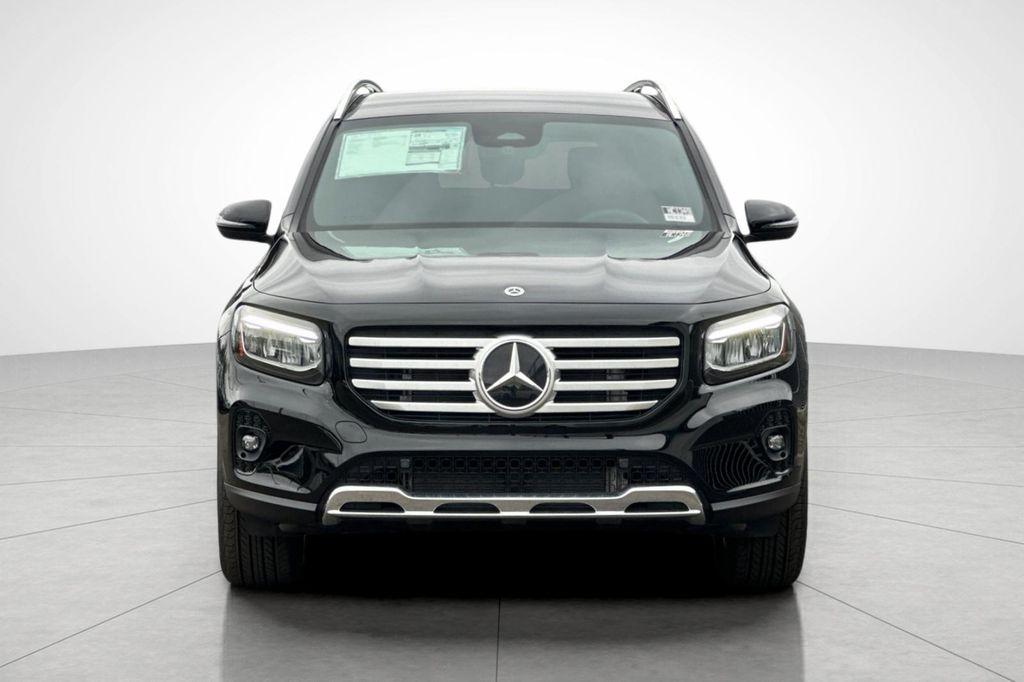 new 2025 Mercedes-Benz GLB 250 car, priced at $37,868