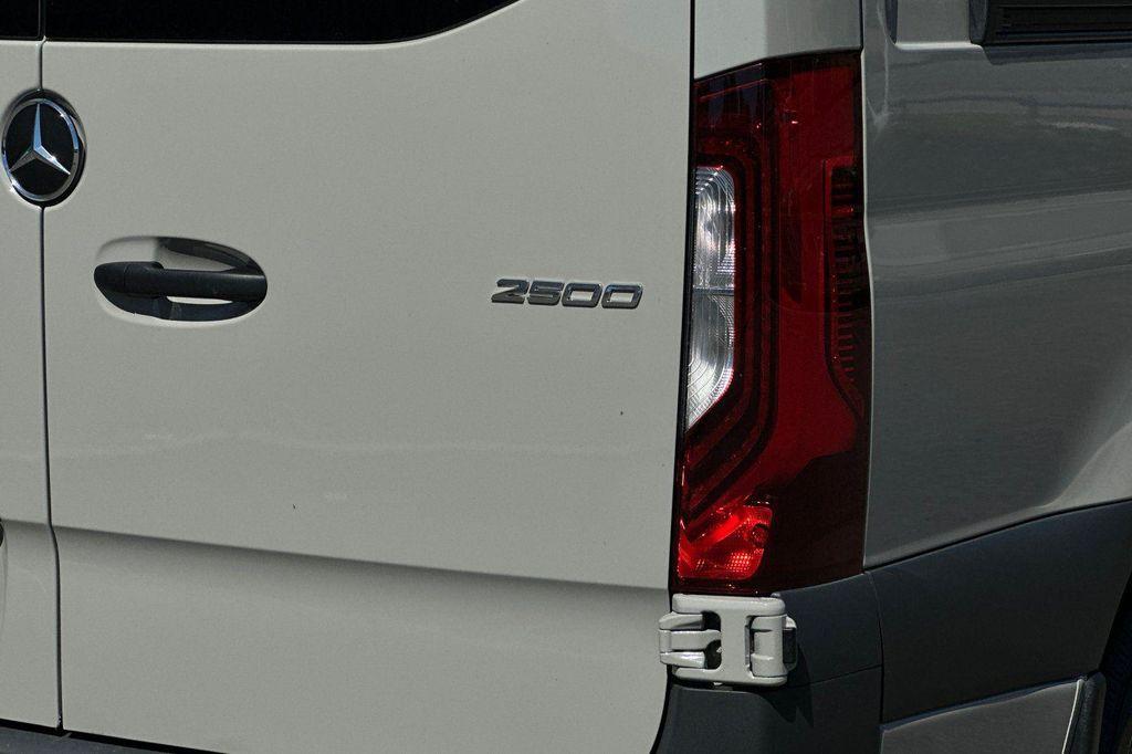 new 2025 Mercedes-Benz Sprinter 2500 car, priced at $75,647