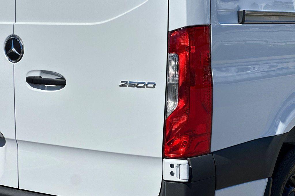 new 2025 Mercedes-Benz Sprinter 2500 car, priced at $65,713