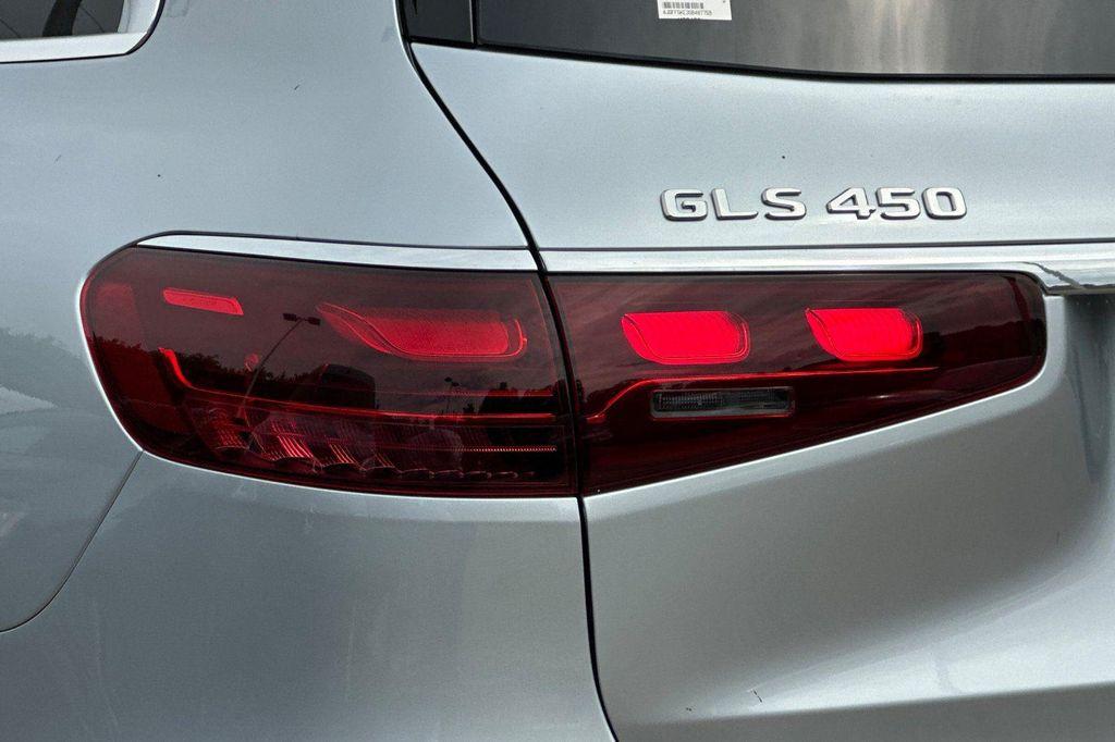 new 2025 Mercedes-Benz GLS 450 car, priced at $85,017
