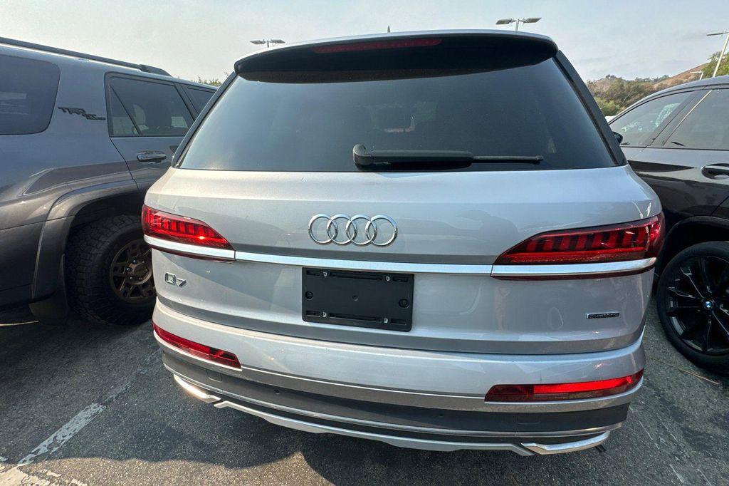 used 2022 Audi Q7 car, priced at $38,500
