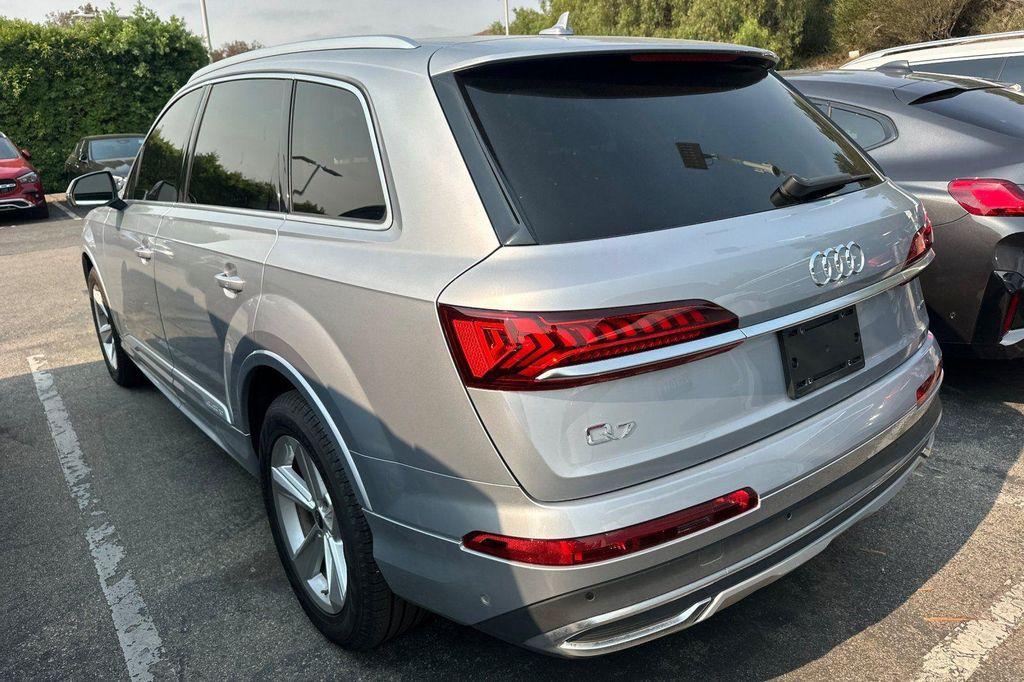 used 2022 Audi Q7 car, priced at $38,500