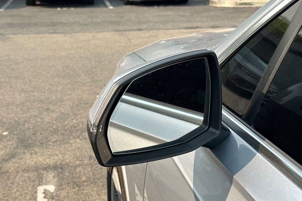 used 2022 Audi Q7 car, priced at $38,500