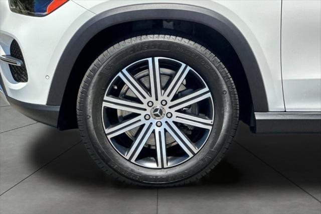 used 2025 Mercedes-Benz GLE 350 car, priced at $62,324