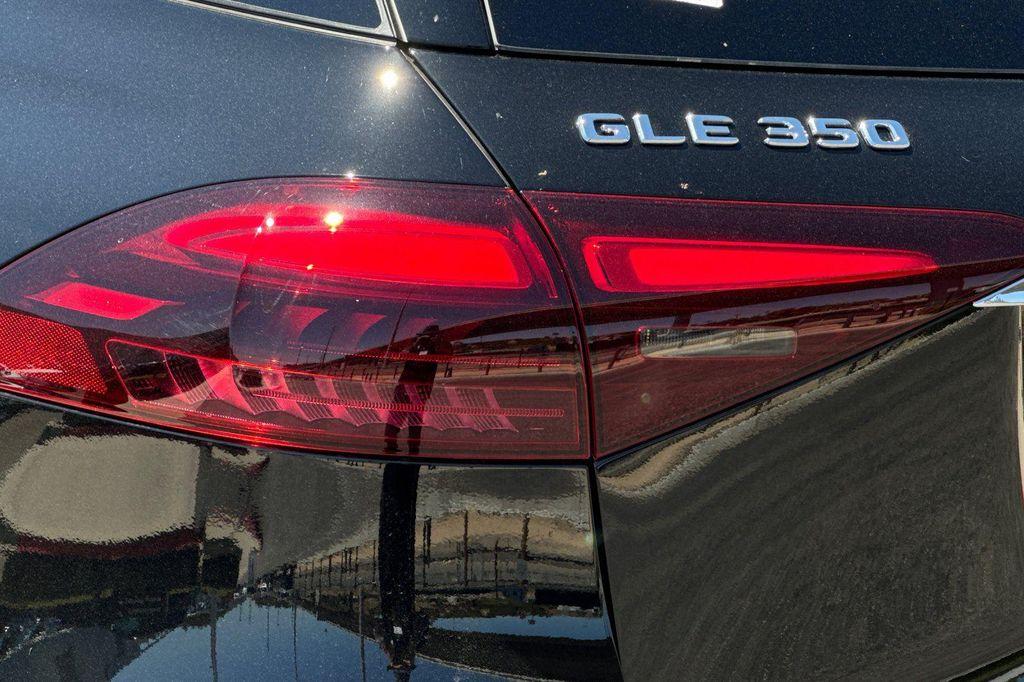 new 2025 Mercedes-Benz GLE 350 car, priced at $68,795