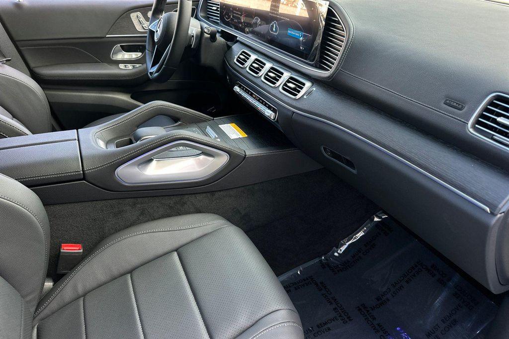 new 2026 Mercedes-Benz GLE 450 car, priced at $79,615