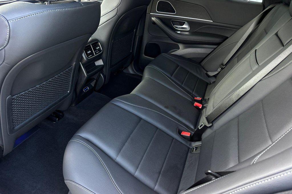 new 2026 Mercedes-Benz GLE 450 car, priced at $79,615