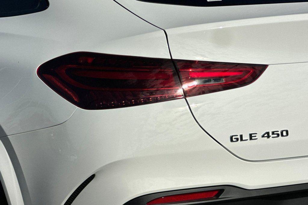 new 2026 Mercedes-Benz GLE 450 car, priced at $79,615