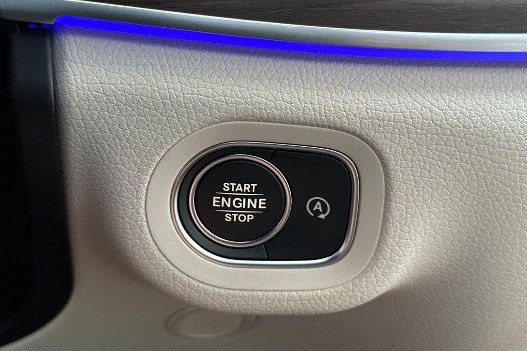 new 2025 Mercedes-Benz GLE 350 car, priced at $71,330