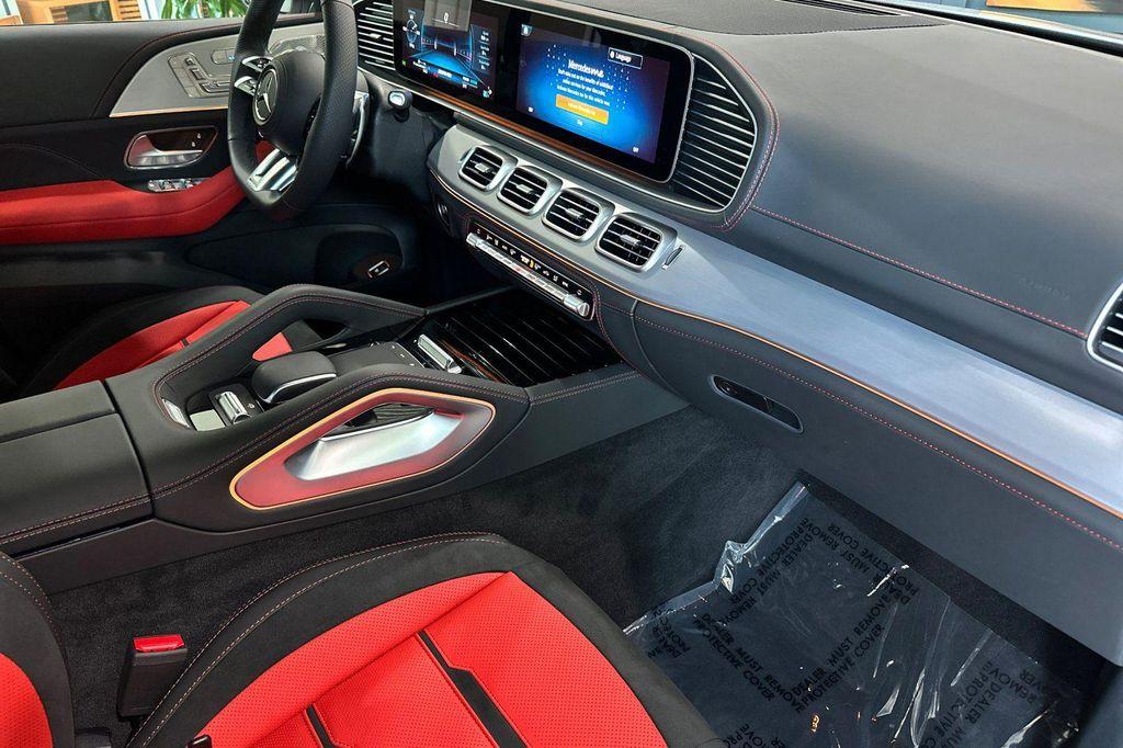 new 2025 Mercedes-Benz AMG GLE 63 car, priced at $135,065