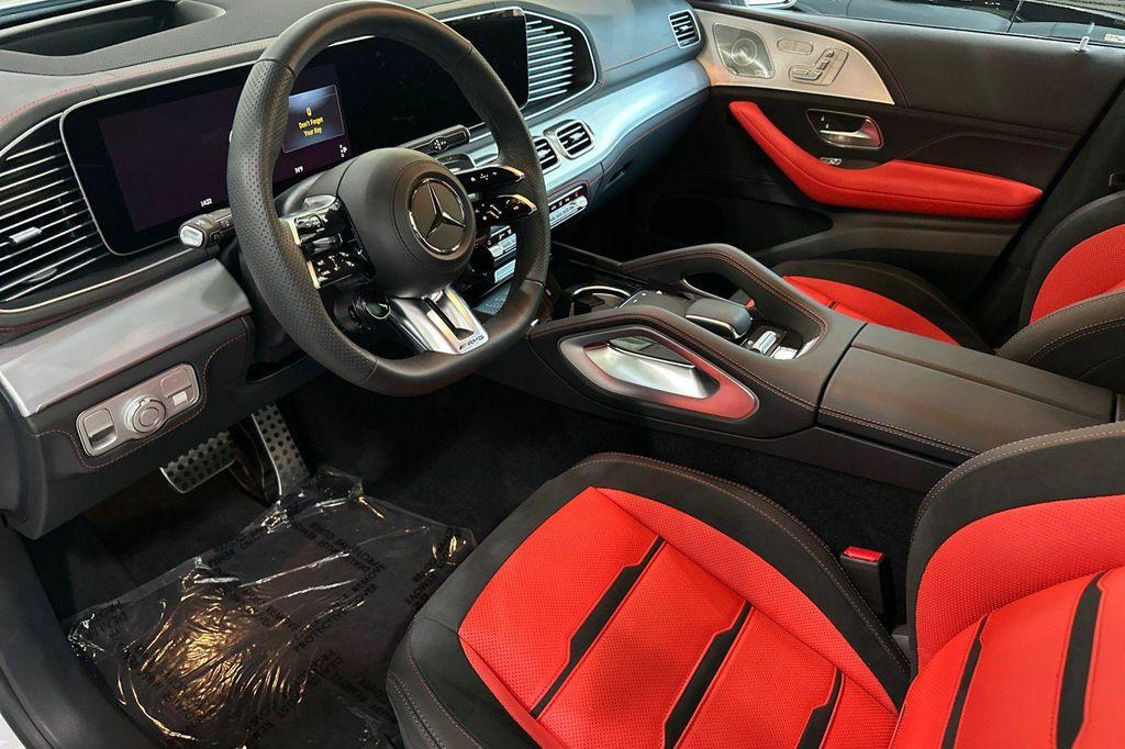 new 2025 Mercedes-Benz AMG GLE 63 car, priced at $135,065
