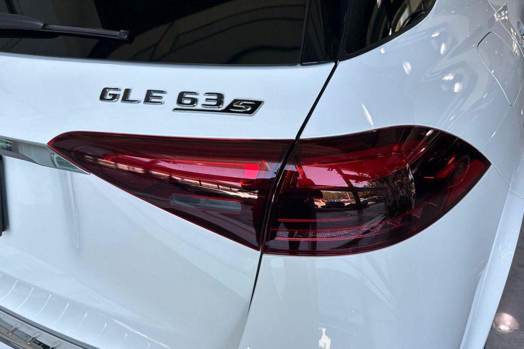 new 2025 Mercedes-Benz AMG GLE 63 car, priced at $135,065