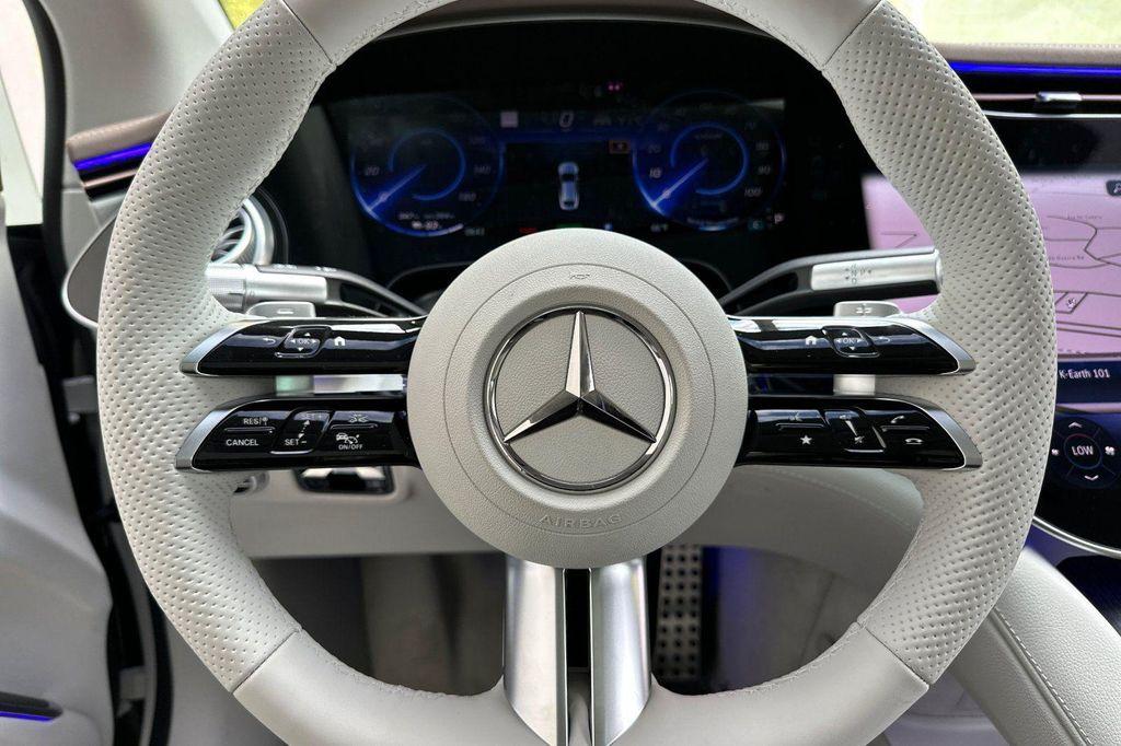 new 2026 Mercedes-Benz EQS 450 car, priced at $105,045