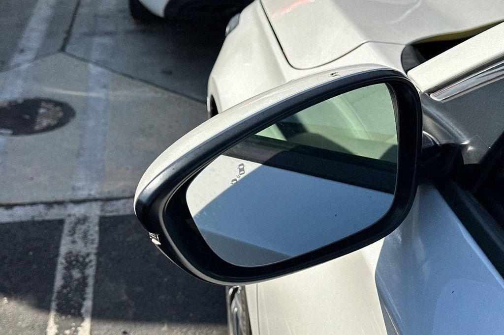 used 2022 Honda Accord Hybrid car, priced at $24,614