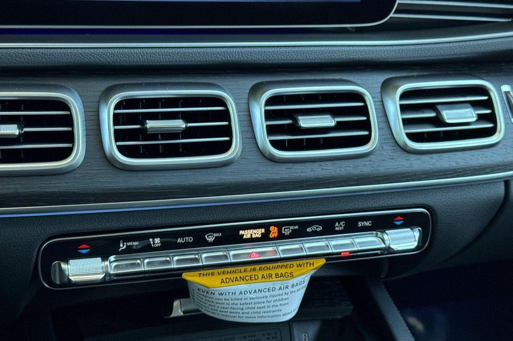 new 2026 Mercedes-Benz GLE 450 car, priced at $77,285