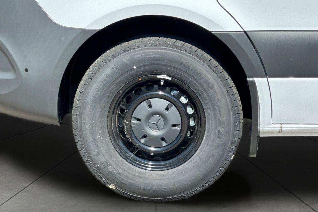 new 2025 Mercedes-Benz Sprinter 2500 car, priced at $67,106