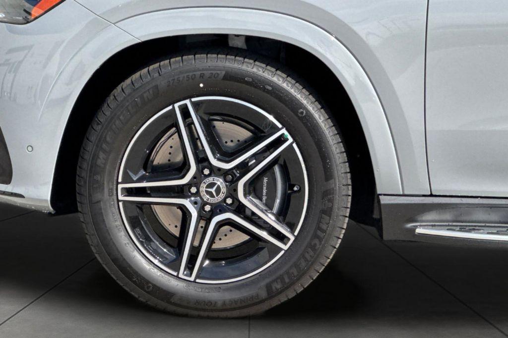 new 2026 Mercedes-Benz GLE 450 car, priced at $92,625
