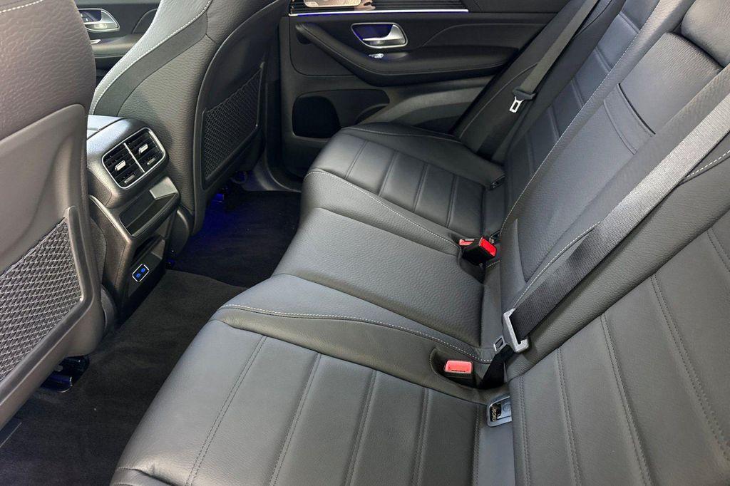 new 2026 Mercedes-Benz GLE 450 car, priced at $92,625