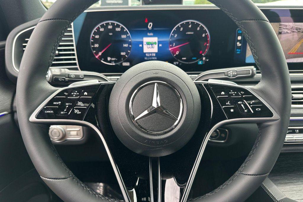 new 2026 Mercedes-Benz GLE 450 car, priced at $75,700